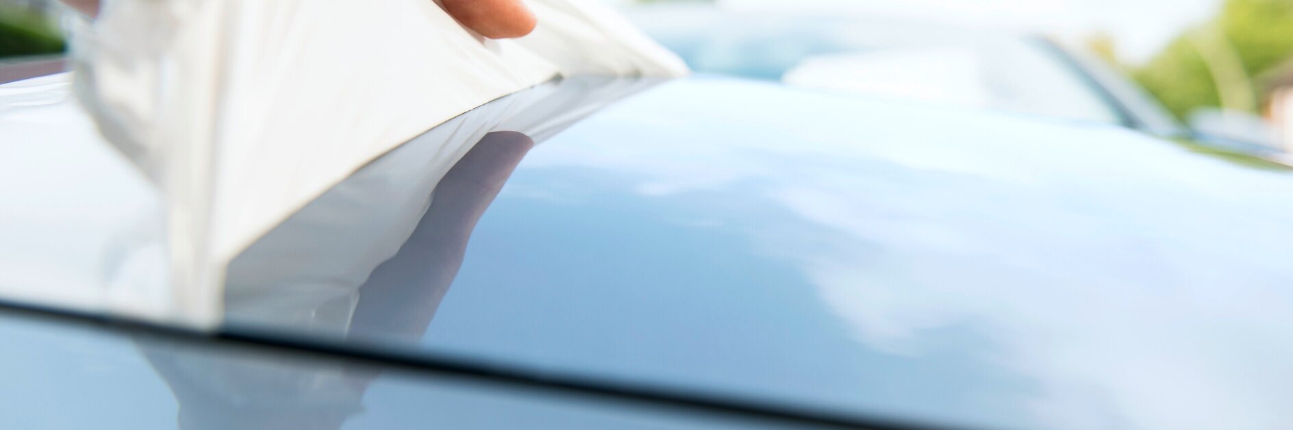 tesa® pro automobilový průmysl: Povrchová ochrana