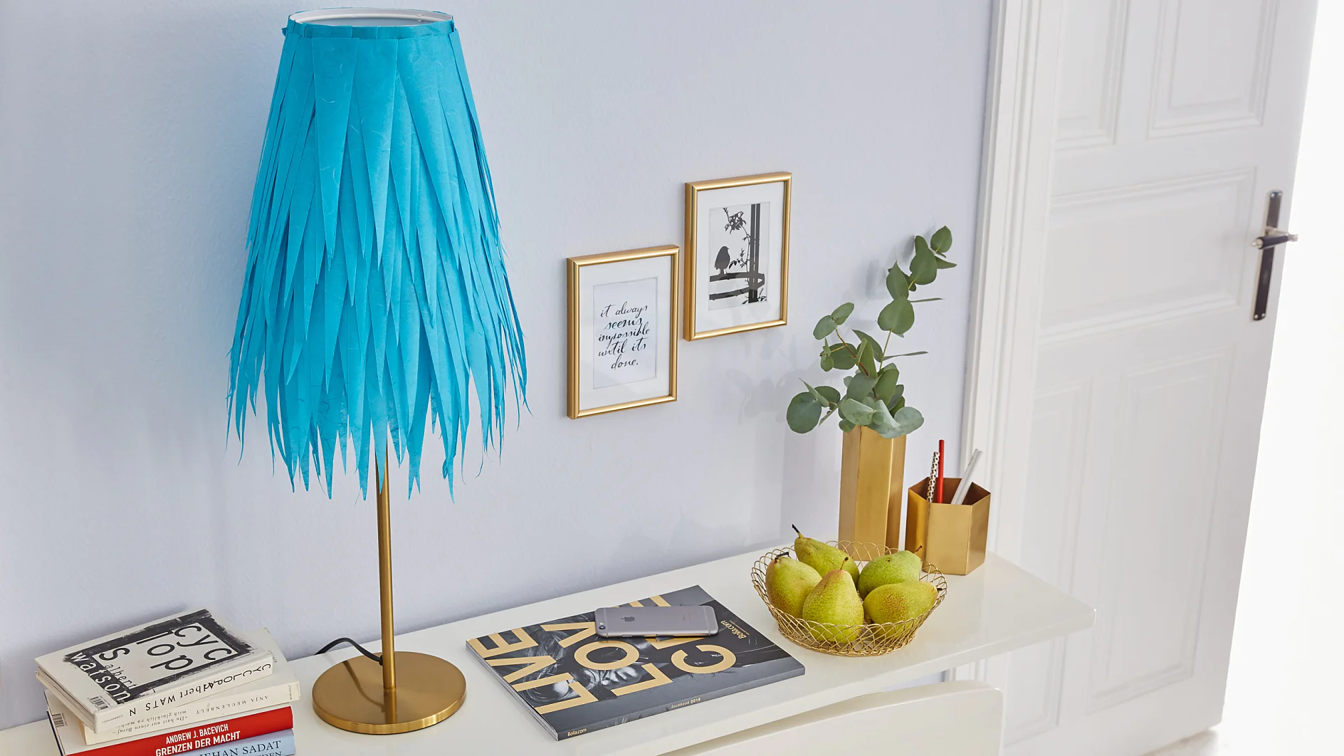 Create your own, unique lampshade with tesa Glue Stamp ecoLogo®