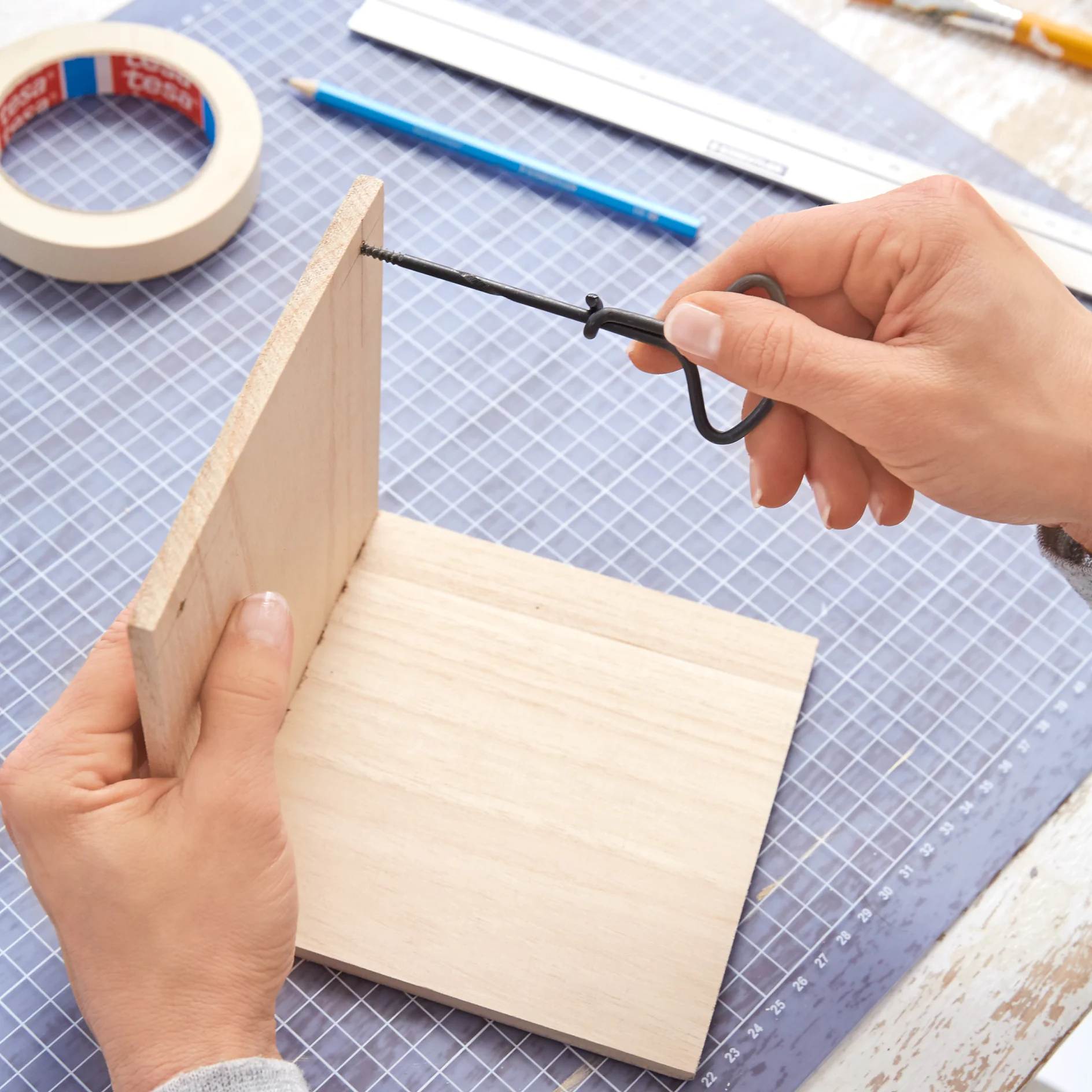 DIY Decorative bookends / Step 2