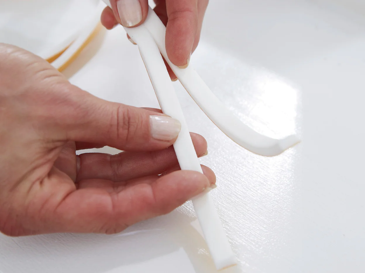 [en-en] tesamoll Sealing Tape Universal PUR Foam, 6mx9mmx5mm, blister card