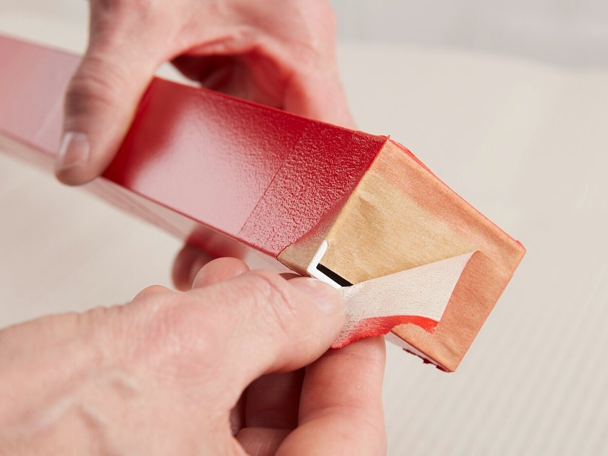 tesa-4309-masking-tape-for-paint-spraying-step3of7-ap