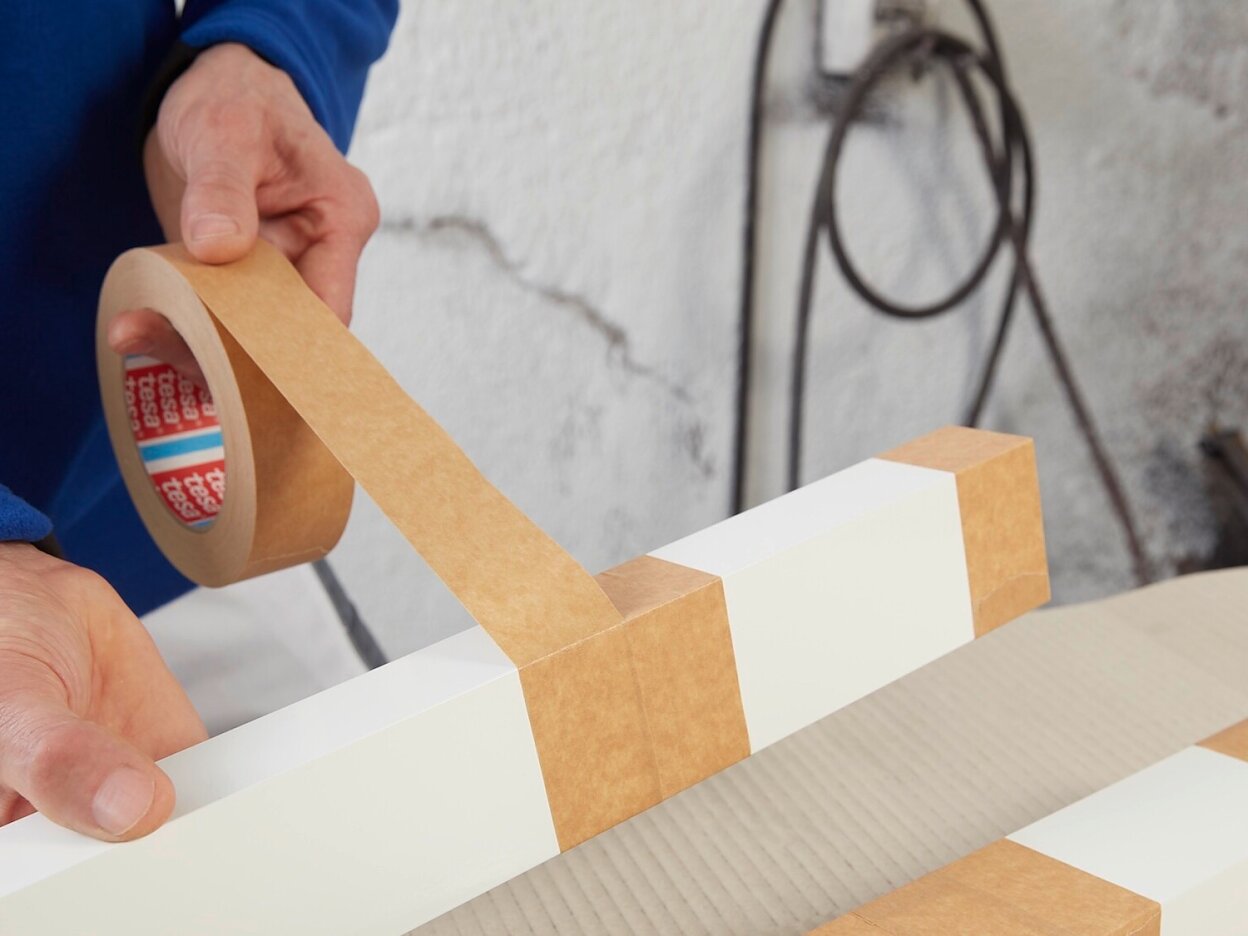 tesa-4309-masking-tape-for-paint-spraying-step1of7-ap
