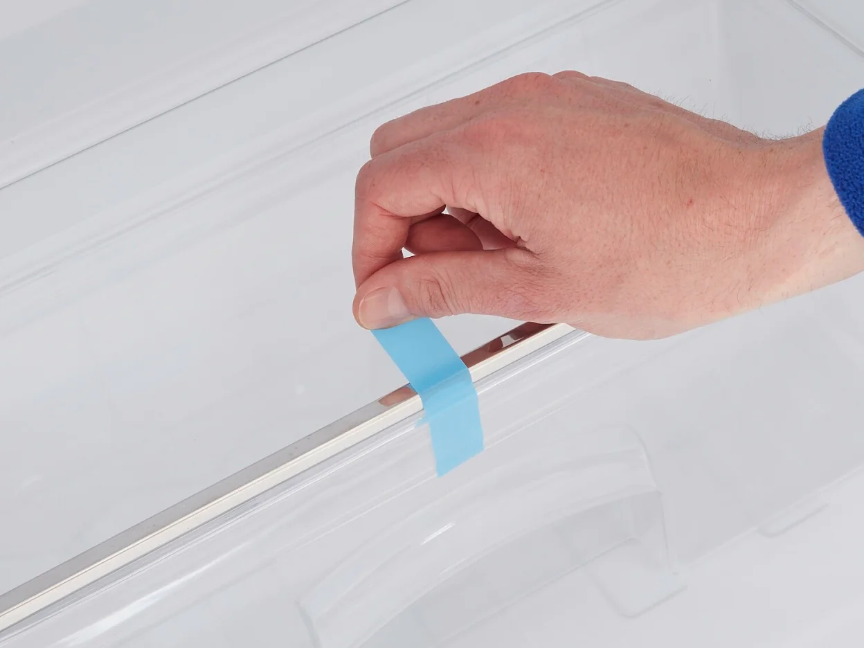 tesa 4298 tensilised non staining strapping tape blue step6of7 ap