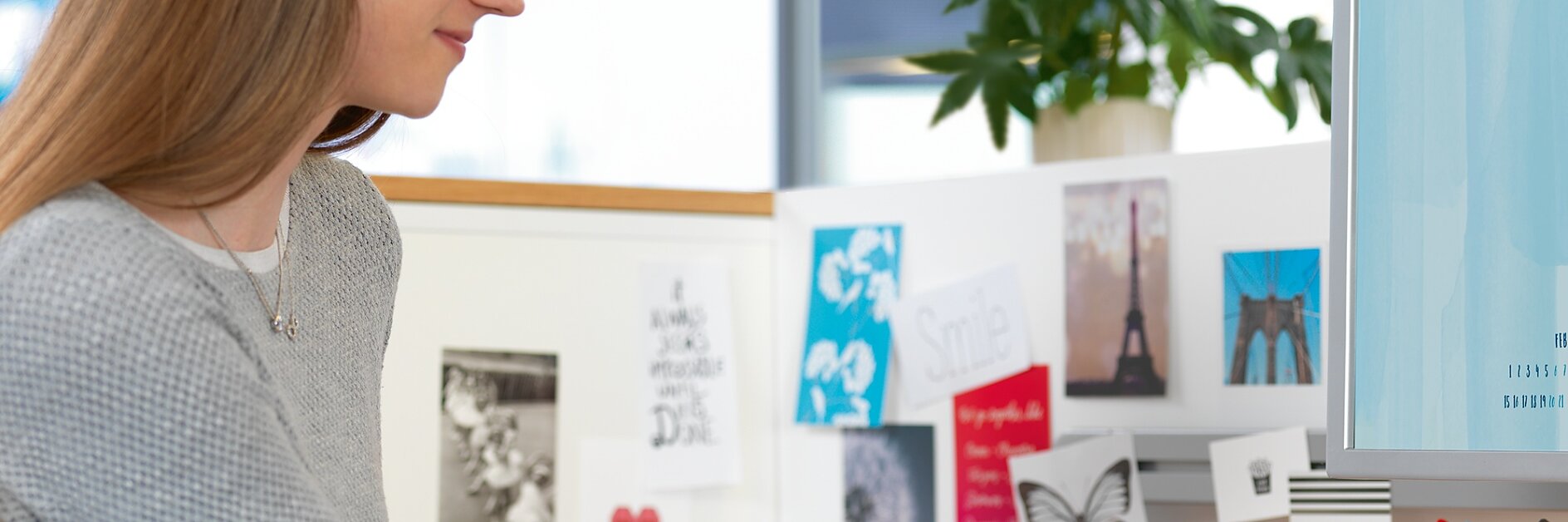Produkter fra tesa til skrivebord og kontor