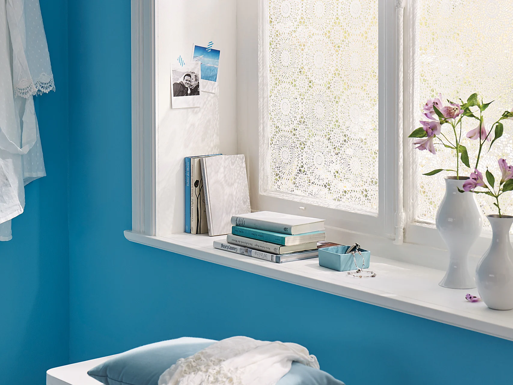 tesa_sms_lace_window_covering_mood_001 tesa_sms_lace_window_covering_mood_001