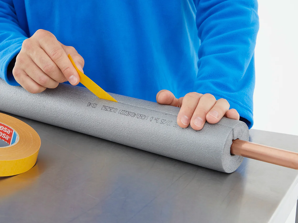 tesa 51571 double sided non woven tape step3of3 001