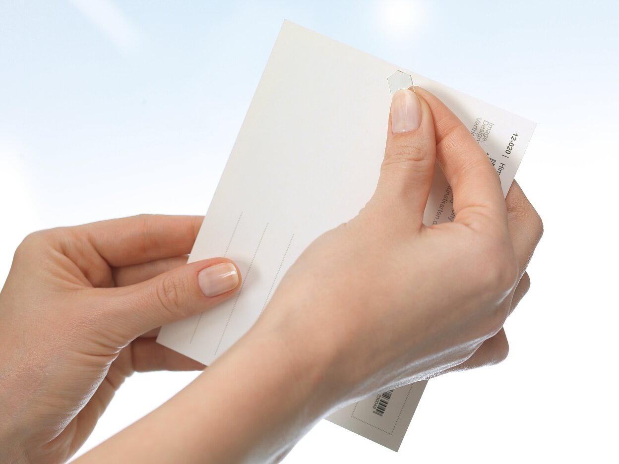 [en-en] tesa TACK Transparent Adhesive Pads, 72 pads