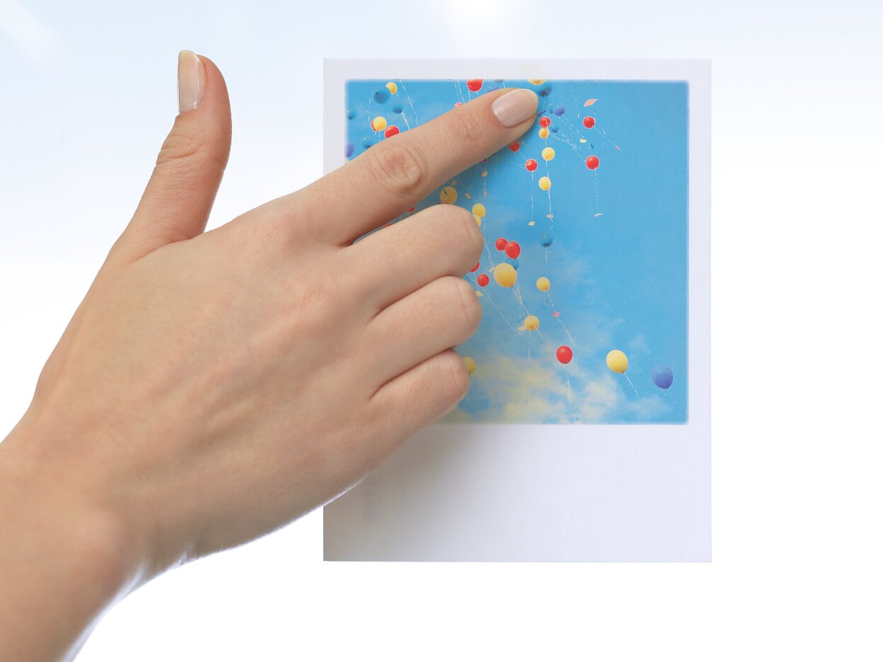 [en-en] tesa TACK Transparent Adhesive Pads, 72 pads