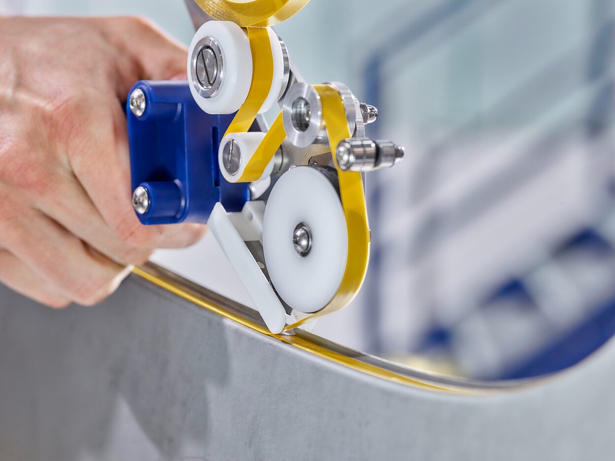tesa-auto-aproe-design-masking-flange-flt-dispenser-002