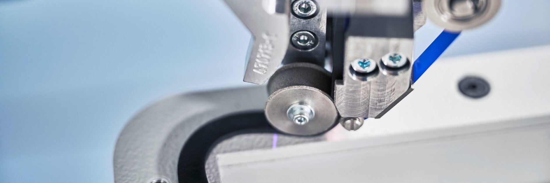 tesa® ACXplus 76730 Box Seal zeichnet sich durch eine starke Performance und hohe Flexibilität aus.