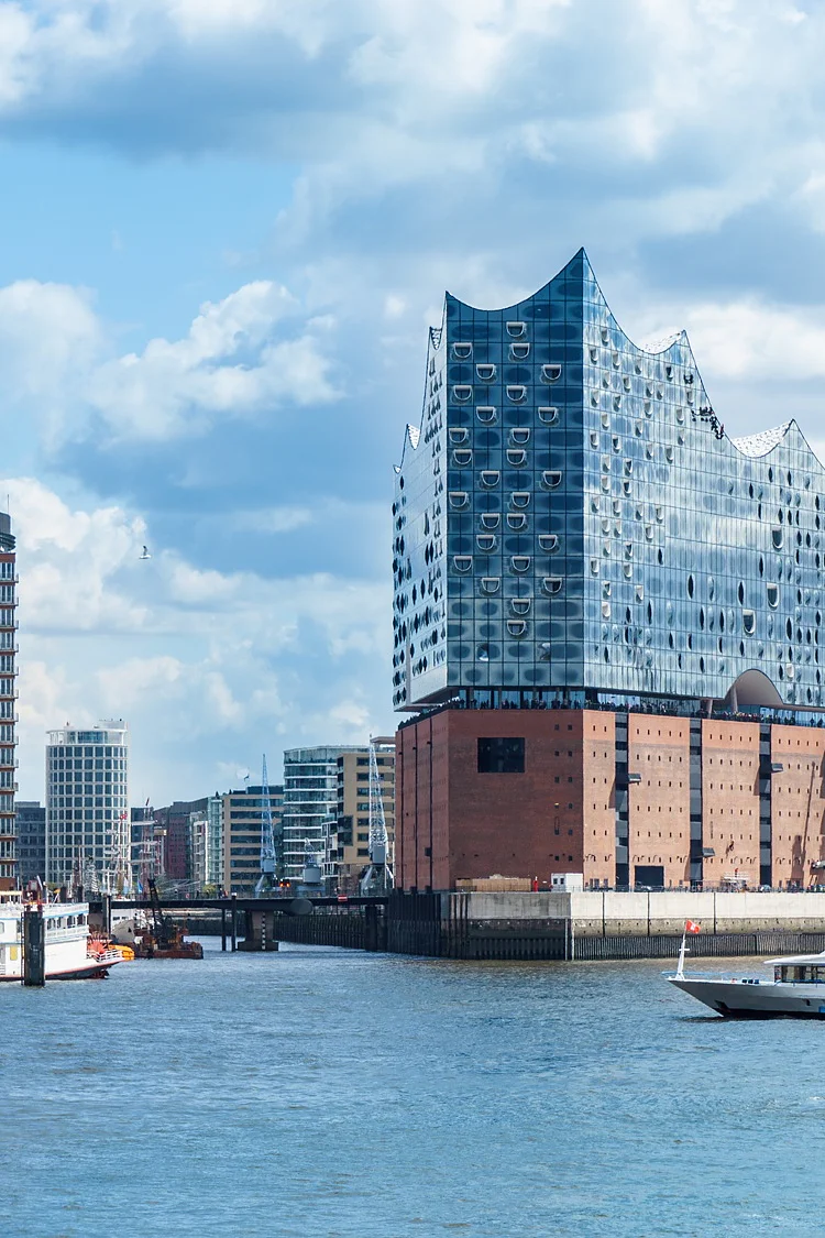 I believe there might have been a misunderstanding. The original text you provided does not contain any references to tape or brands that need to be replaced. Could you please provide the correct text for revision?. (This text has been generated by AI)