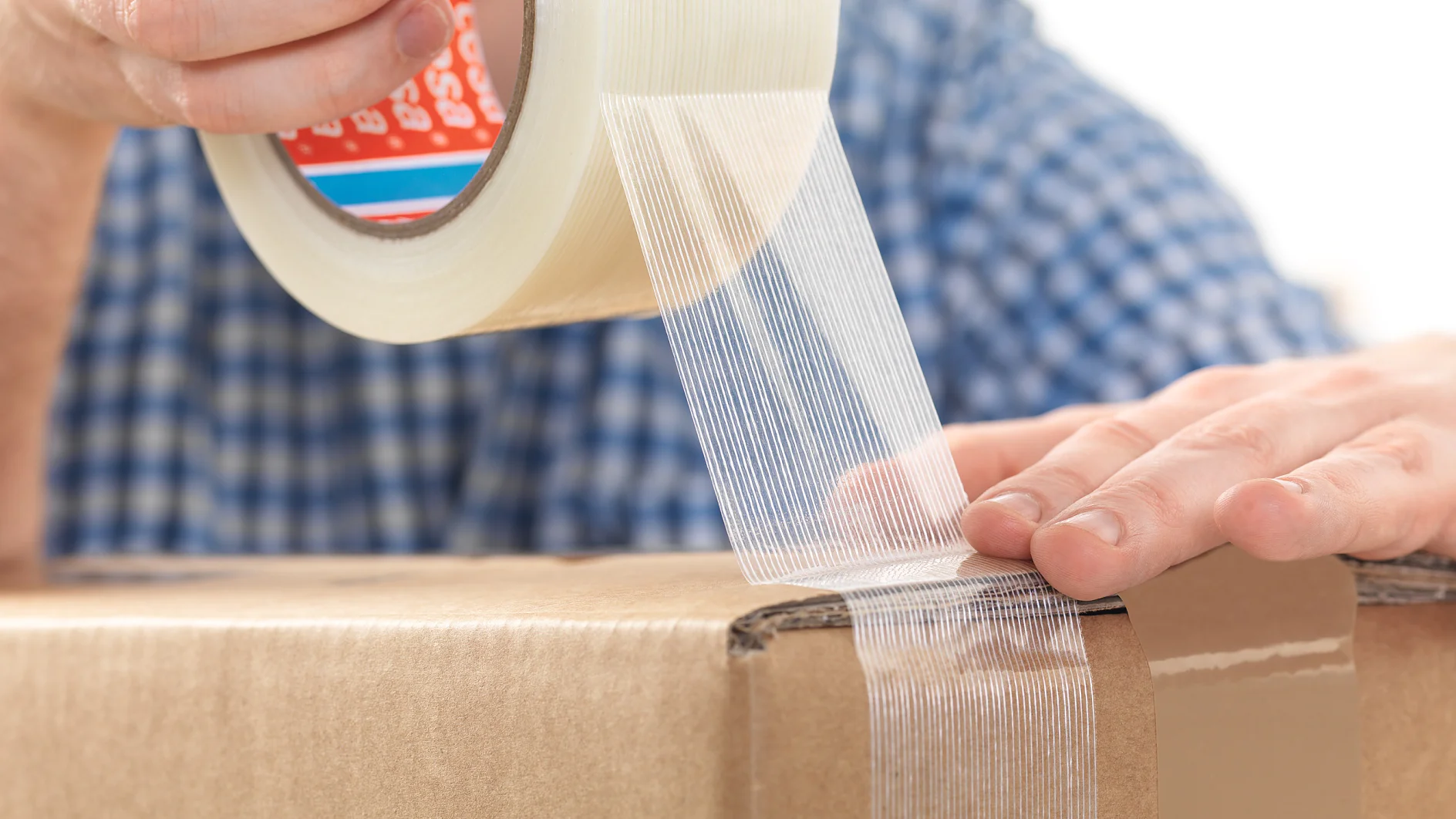 Packaging tape – reliable sealing and simple handling