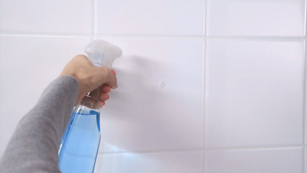 Cleaning the surface. Cleaning the surface.