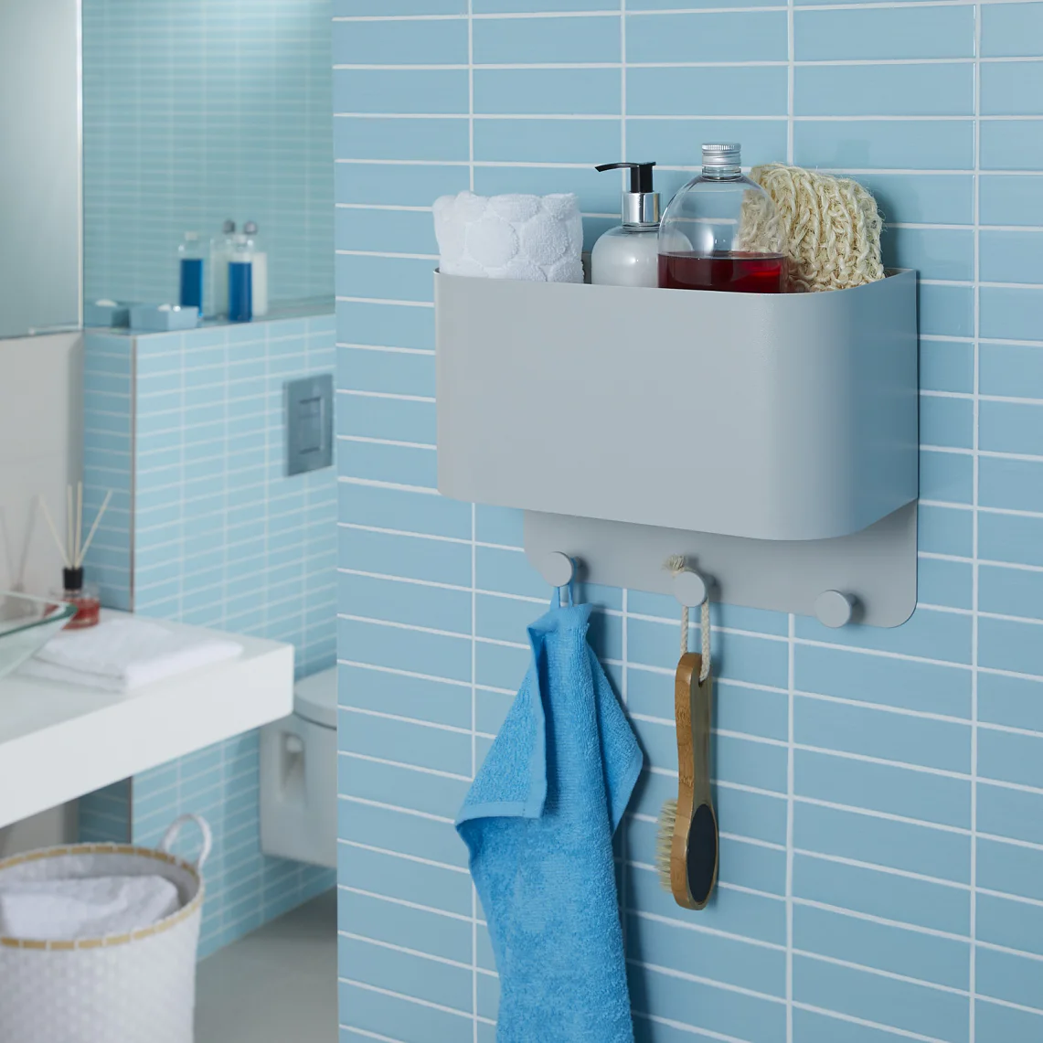 tesa_77907_adhesive_screw_rack_mood_001