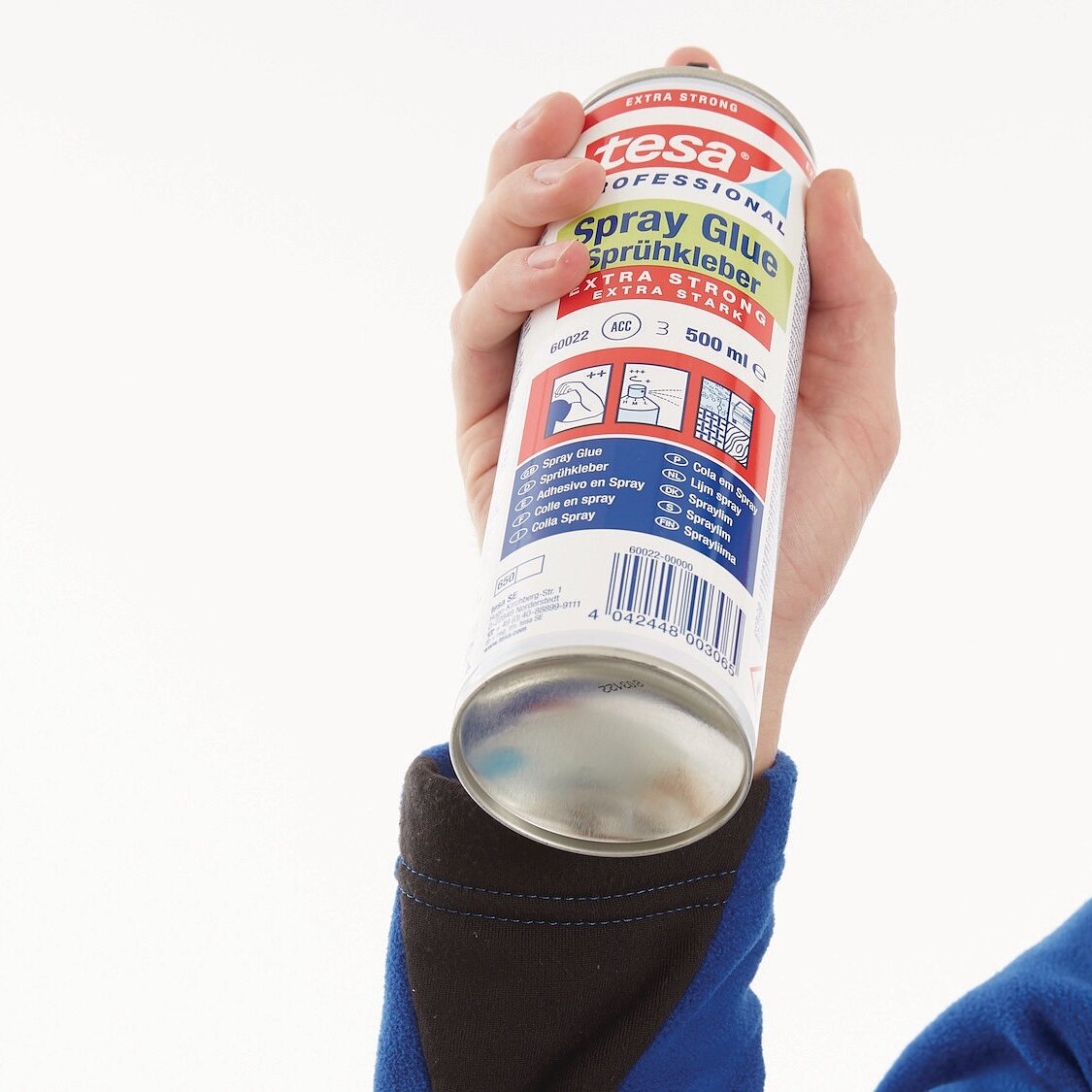 tesa-60022-powerful-spray-glue-for-bonding-heavy-materials-step1of5-ap tesa-60022-powerful-spray-glue-for-bonding-heavy-materials-step1of5-ap