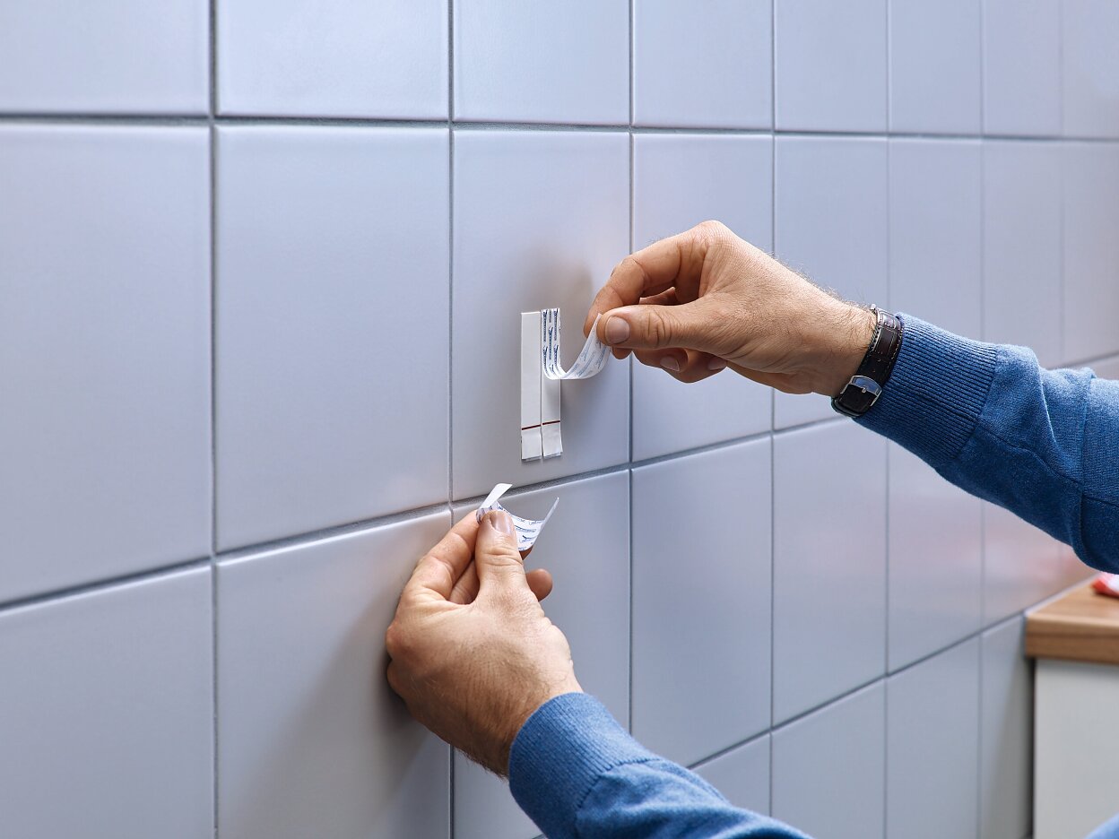 [en-en] tesa Smart Mounting System Adhesive Nail 4kg Tiles Step 8 of 13<br />
[en-en]&nbsp; tesa Smart Mounting System Adhesive Nail Adjustable 4kg Tiles Step&nbsp;8 of 13<br />
 
