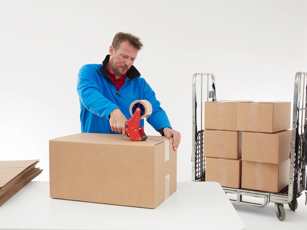 tesa-4124-premium-carton-sealing-tape-transparent-01-ap