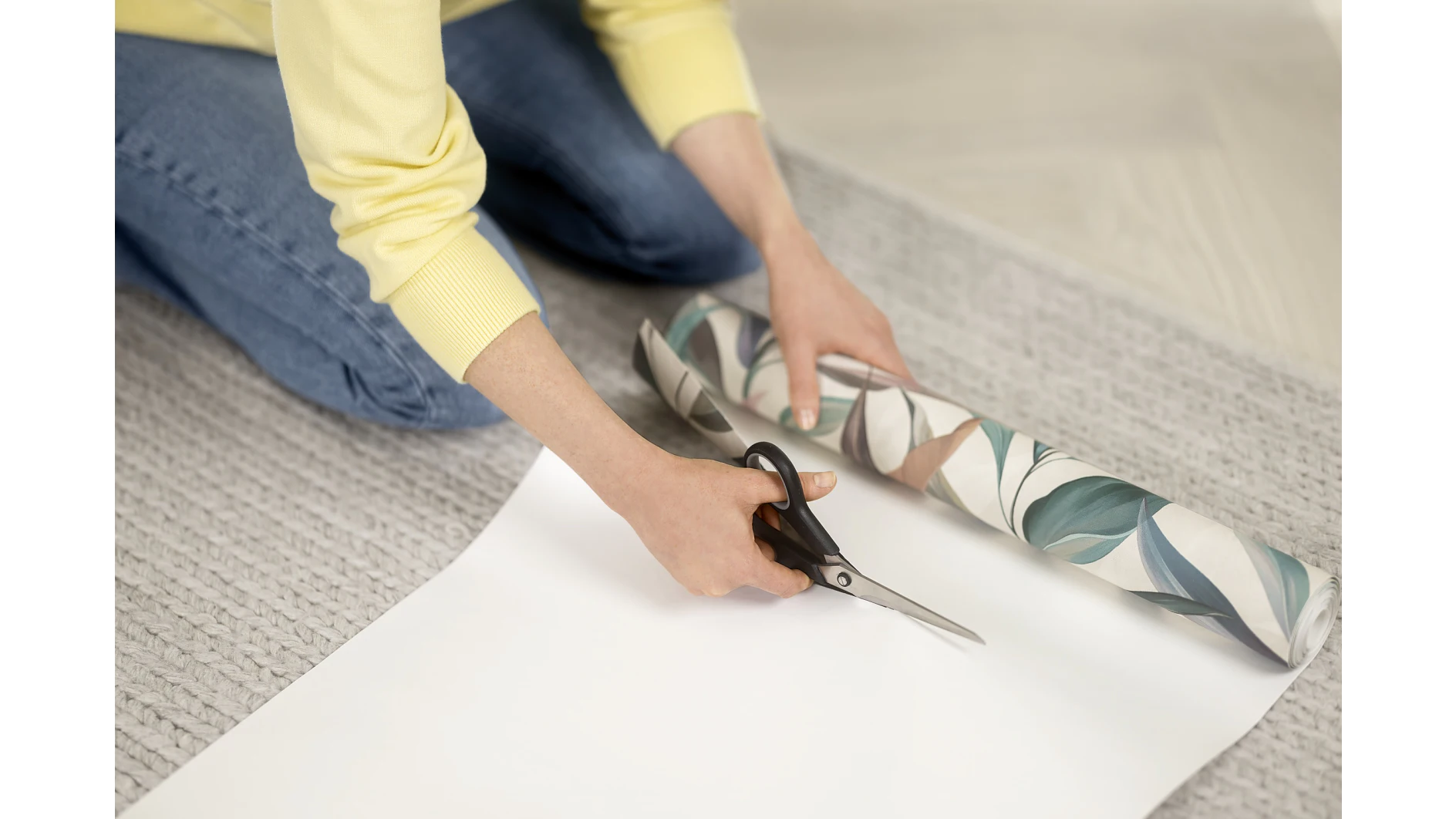 tesa + Rasch | Self- adhesive wallpaper | Selbstklebende Tapete