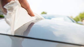 Oberflächenschutz für die Automobilindustrie tesa® Automotive Sortiment für den Oberflächenschutz