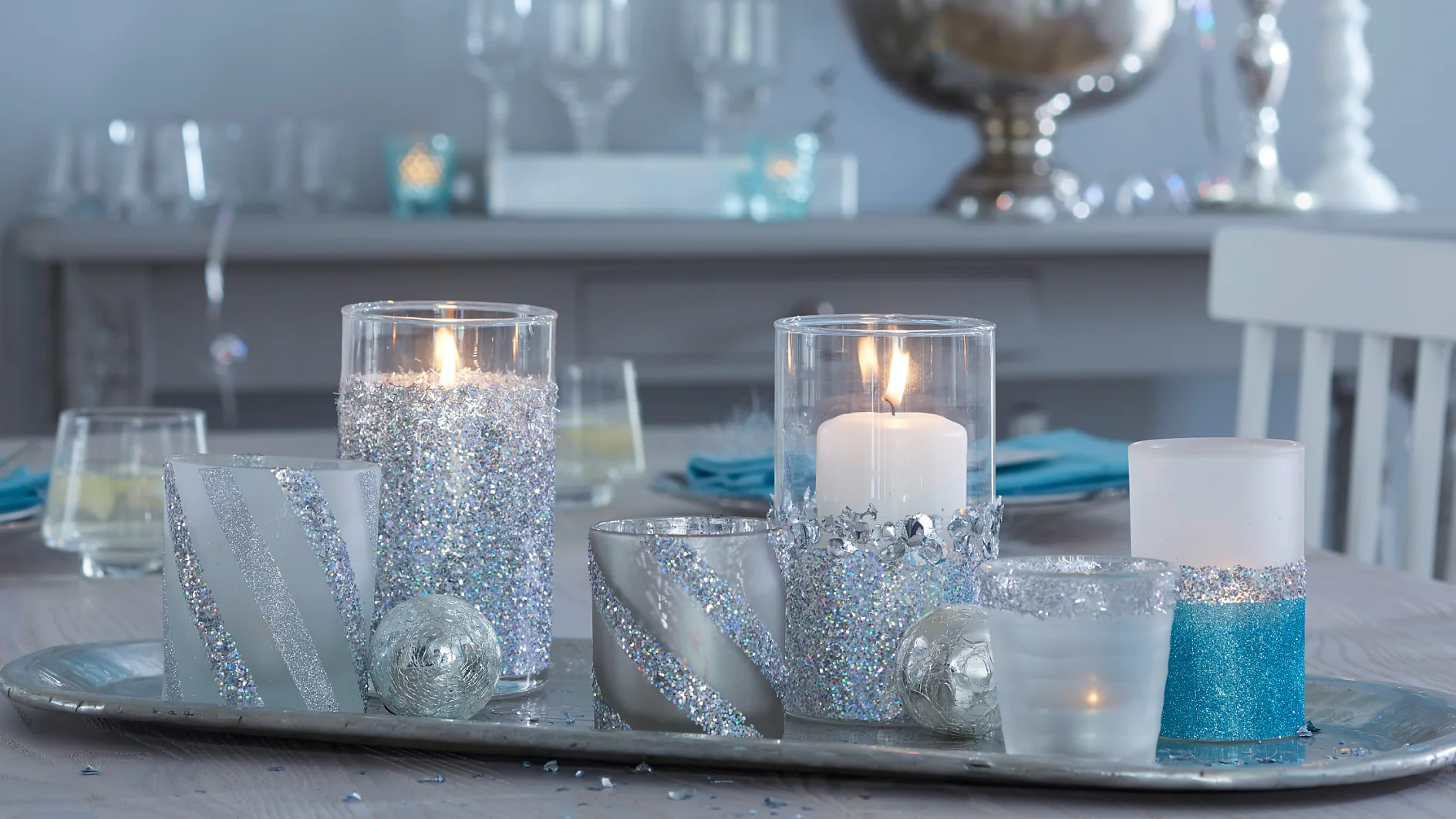 Simply fabulous: Disco Fever! Let's spend a glamorous New Year's Eve at home. These candle jars not only look great, but can also be created in no time.