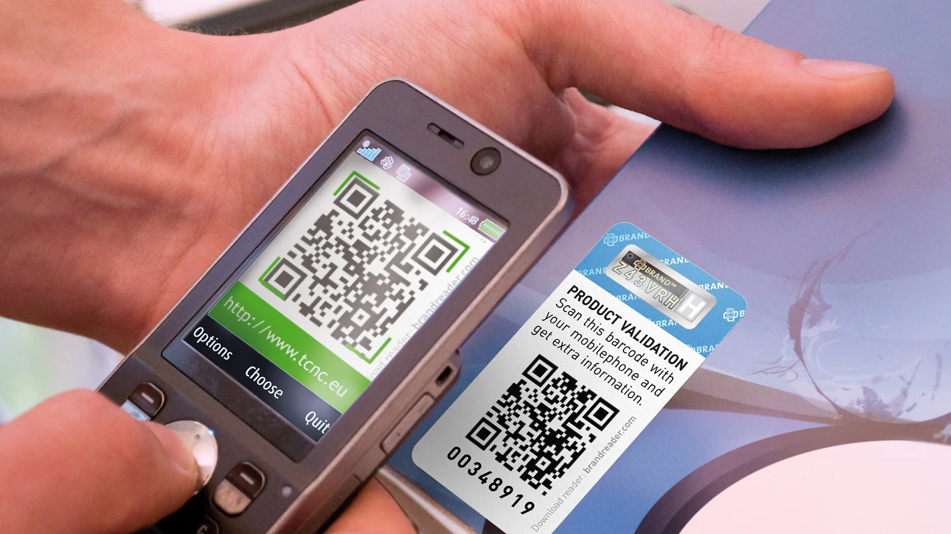 The tesa PrioSpot® offers new, clearly visible markings that let retailers and consumers check whether an item is genuine. tesa scribos has been continuously advancing its technology platform for ten years now.