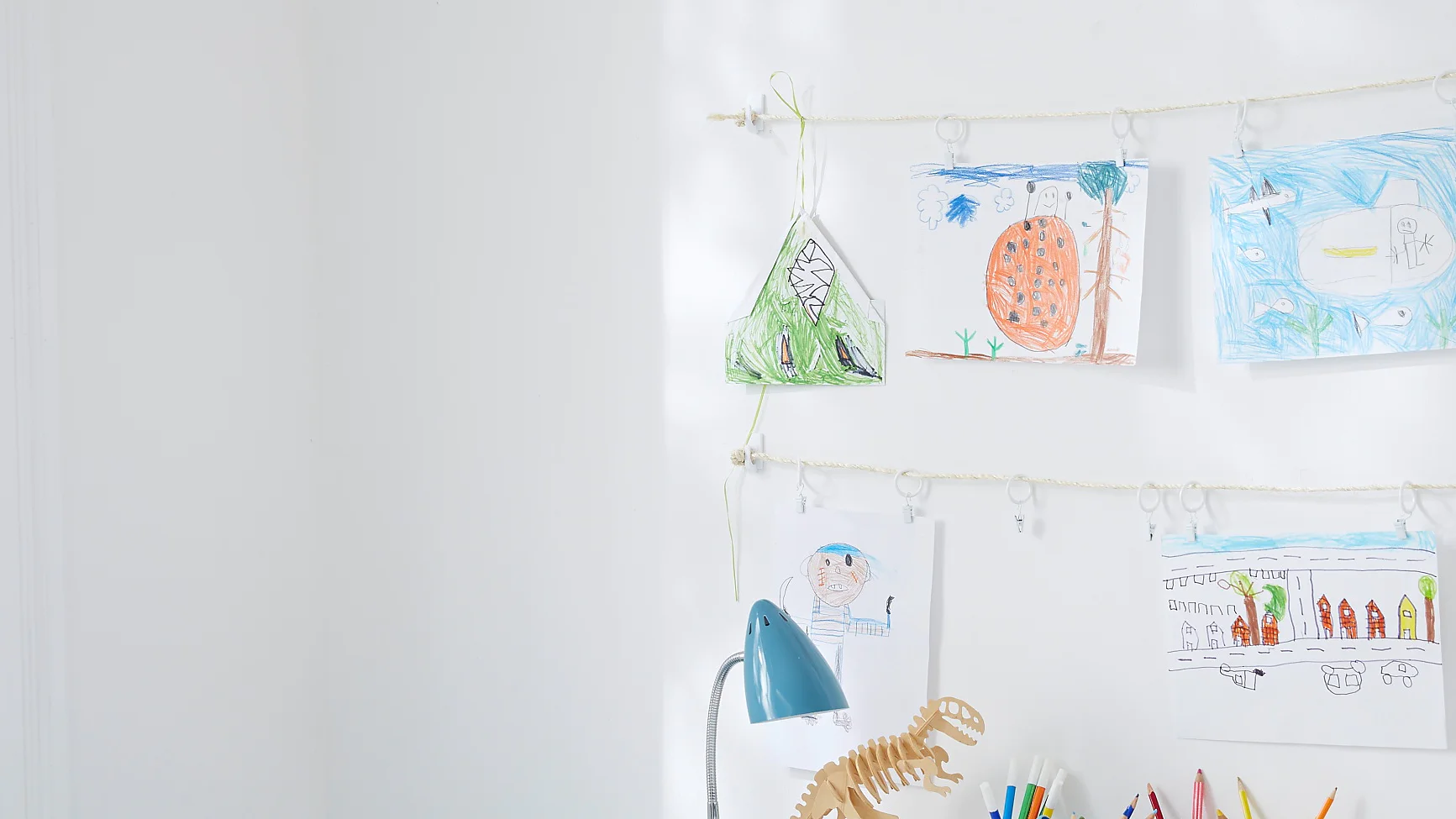 Gallery for kids’ paintings
