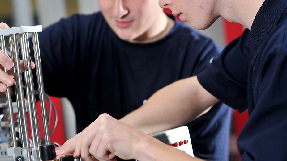 Ausbildung im tesa Werk Offenburg Ausbildung im tesa Werk Offenburg