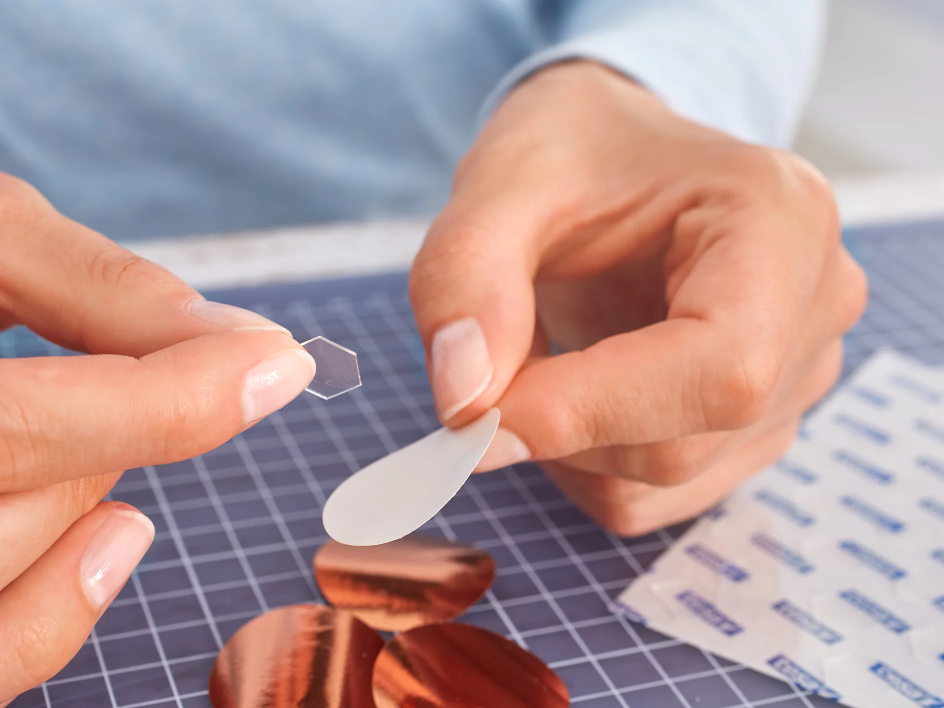 … und von hinten auf die Kreise kleben.