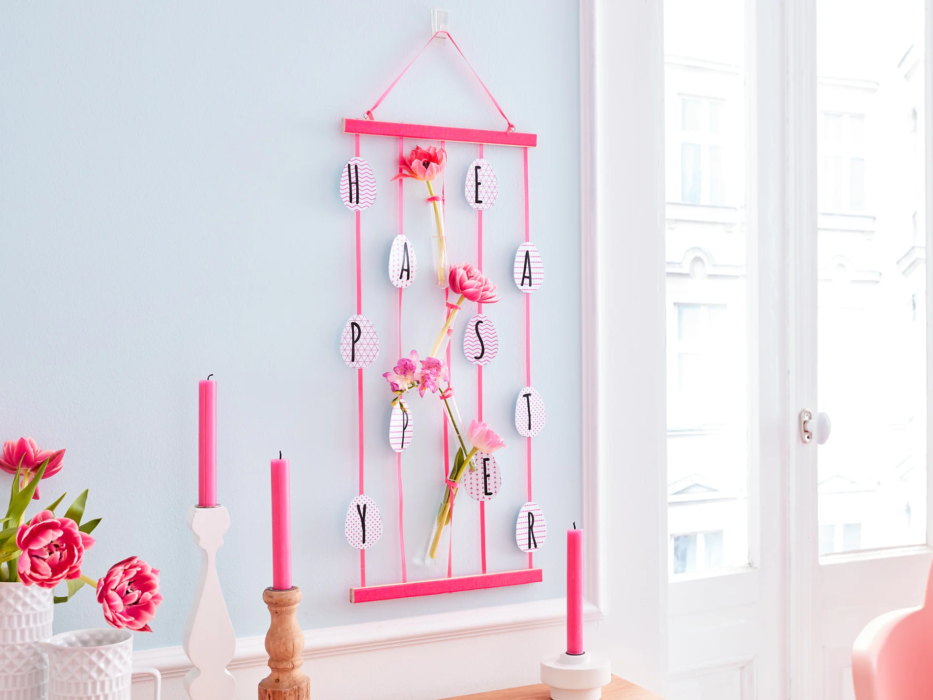 tesa Trendpapier Ostern / Idee 1: Wandbild Happy Easter / Cross lead