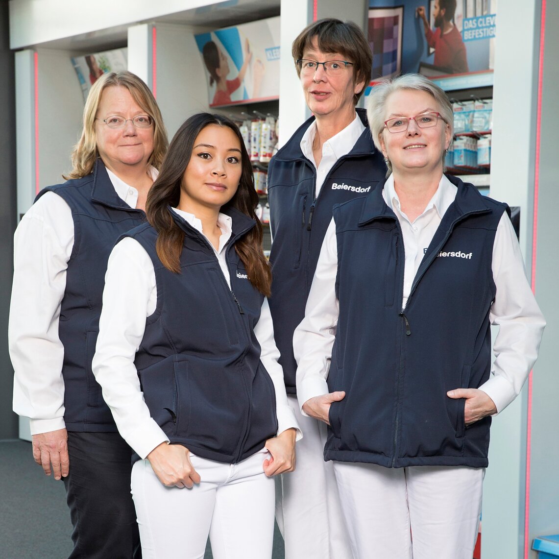 Profitieren Sie von den zahlreichen Angeboten des Gesundheitsmanage-ments, wie unter anderem kostenlose Screenings oder Entspannungs-workshops. Profitieren Sie von den zahlreichen Angeboten des Gesundheitsmanage-ments, wie unter anderem kostenlose Screenings oder Entspannungs-workshops.