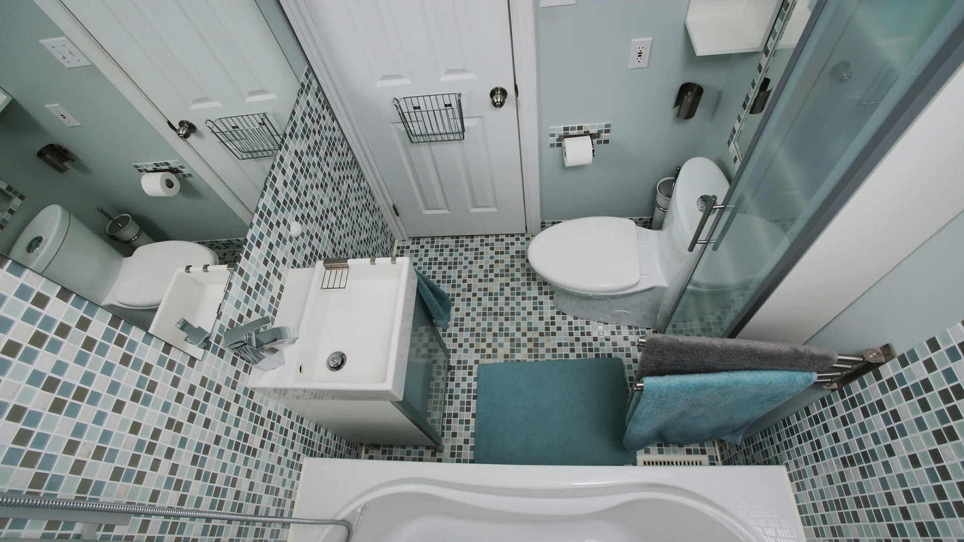 small_bathrooms small_bathrooms