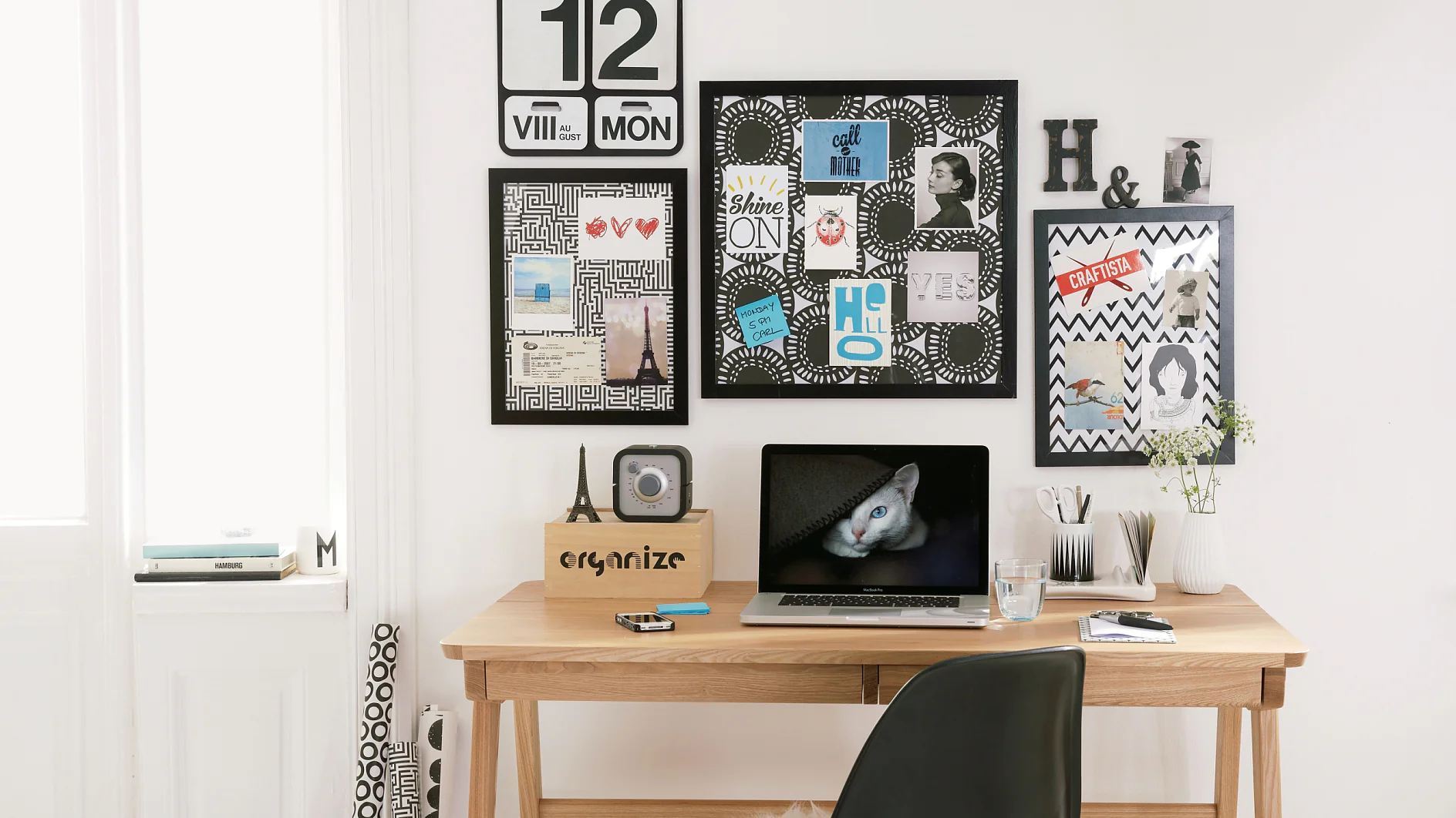 Schluss mit der Zettelwirtschaft: Die Memoboards sind sehr schnell gemacht und haben jede Menge Platz für Zettel und Karten, die von tesa TACK® Klebepads gehalten werden.