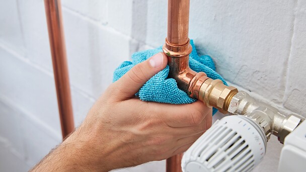 Heizungsrohr abdichten: Der umfassende Leitfaden für dauerhafte Lösungen () Heizungsrohr abdichten: Der umfassende Leitfaden für dauerhafte Lösungen