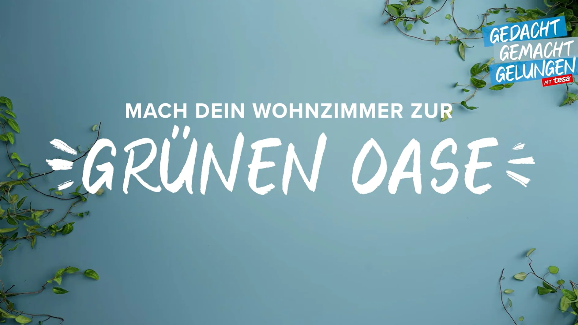 Kreative Pflanzen-Deko: Wie kann man Pflanzen aufhängen, von der Wand bis zur Decke, ganz ohne Bohren? Das findest du in diesem Video heraus und ist leichter als gedacht! Wenn du die Natur auch so liebst wie wir, dann hol’ sie einfach zu dir nach Hause! Mit wenig Aufwand entsteht in deinem Wohnzimmer eine lebhafte, grüne Oase mit abwechslungsreichen Pflanzen-Deko-Variationen zum Wohlfühlen.