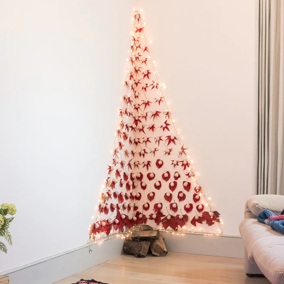 n_1200_Sugru-Christmas-tree-wide