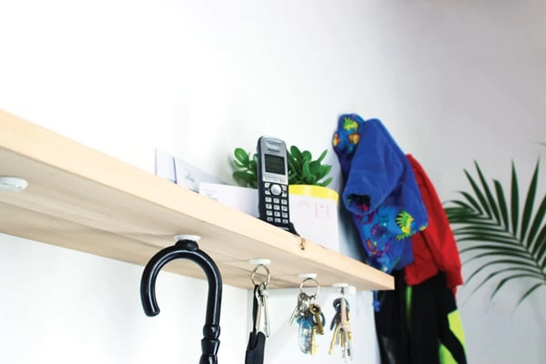 magnets_shelf
