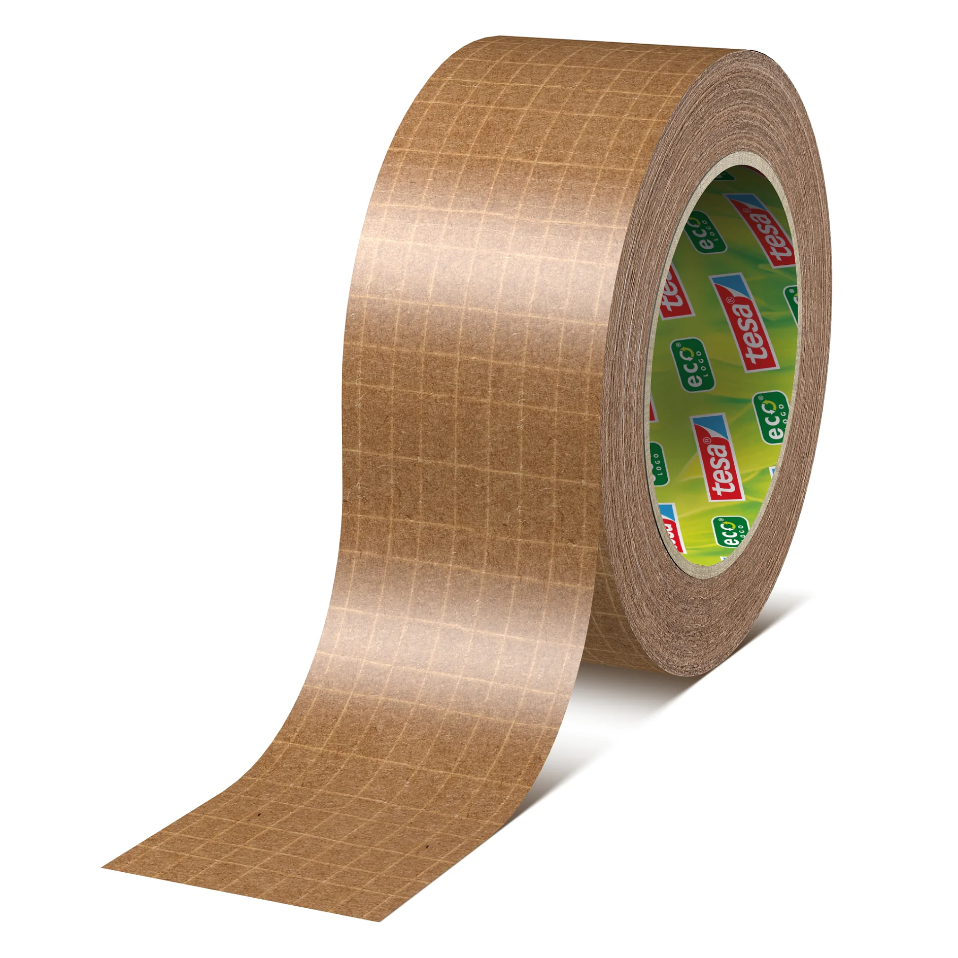 Eine Rolle braunes Tesa-Klebeband mit Gittermuster, teilweise abgerollt. Der innere Kern ist bunt bedruckt mit den Worten „eco“ und „tesa“. (This text has been generated by AI)