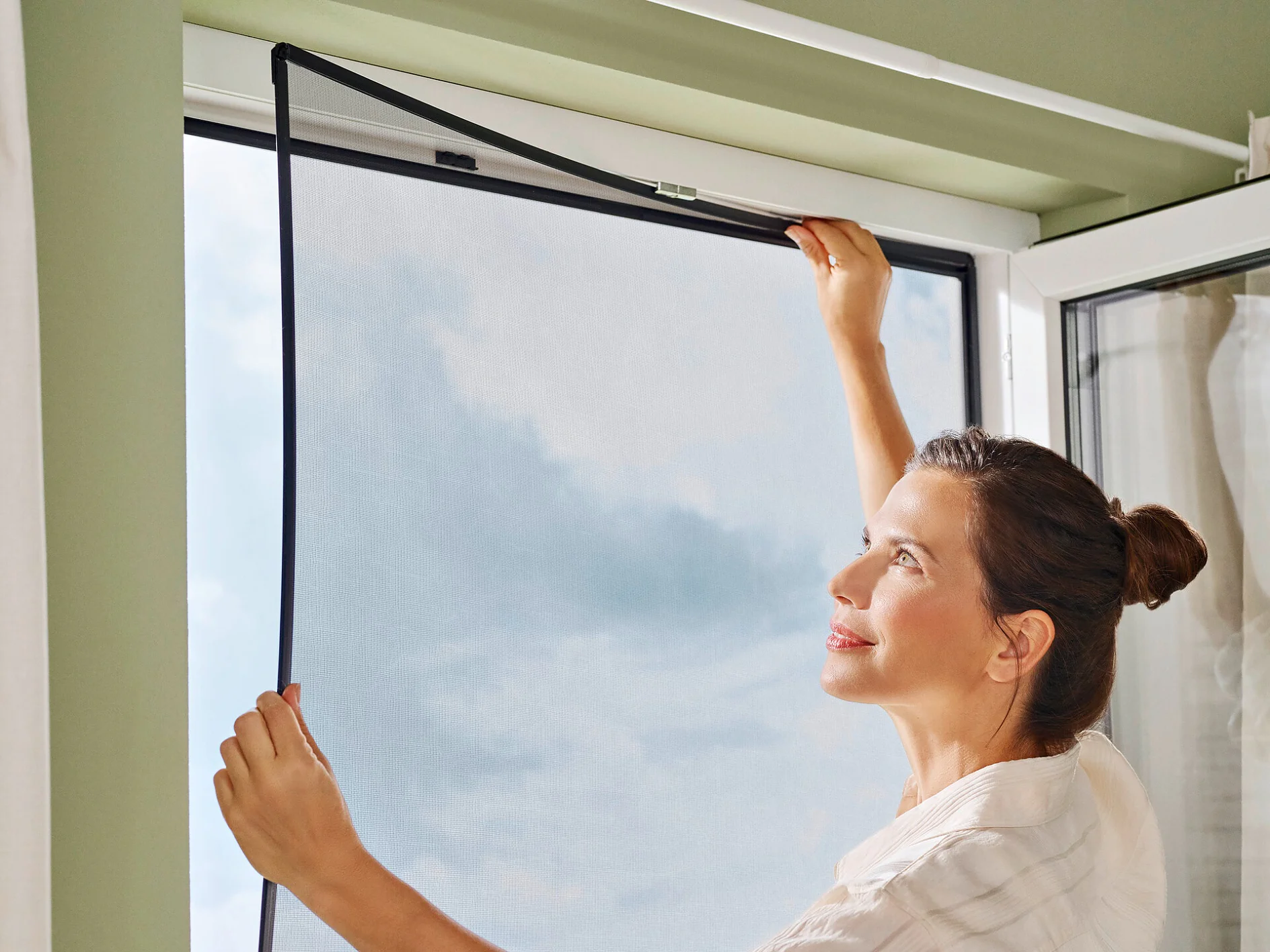 tesa_insect-clip-on-screen_step_7_of_7_model_ap