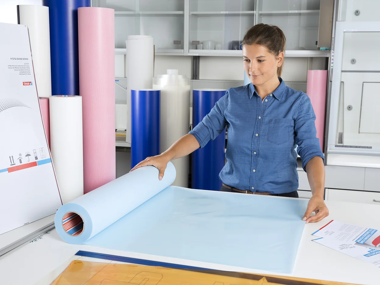 FP&P_Flexographic-Printing_Plate-Mounting-054