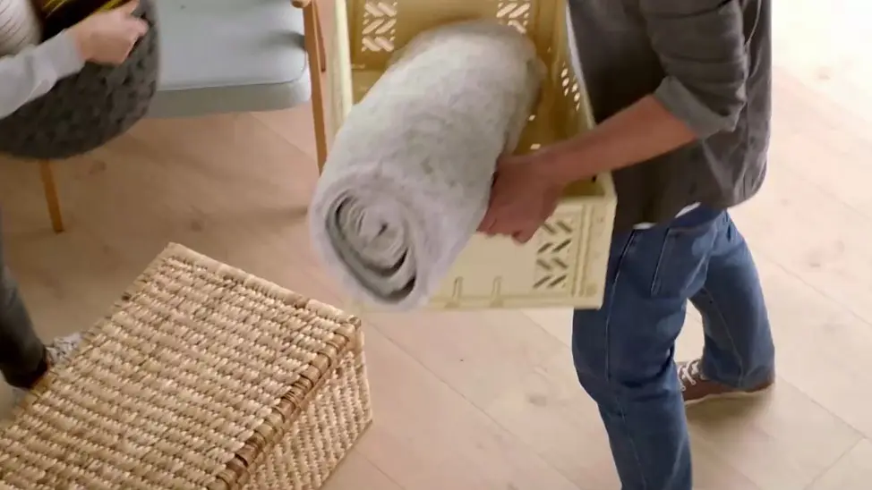 renovating-header-video-desktop