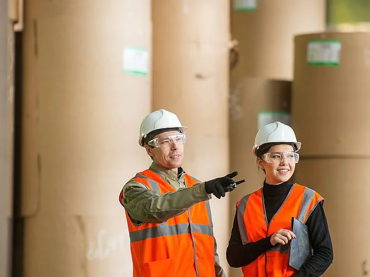 Paper industry reel storage