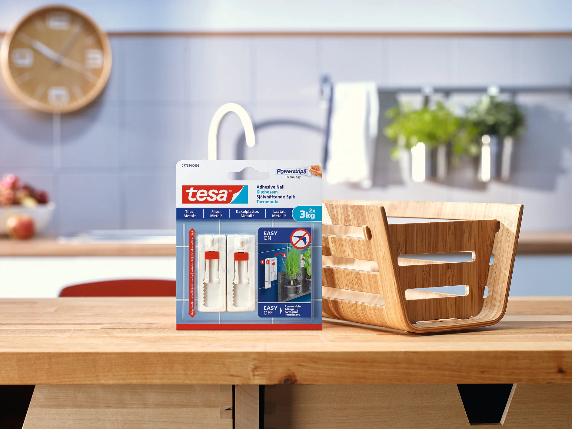 [en-en] tesa_sms-adjust-nail-tiles-3kg_LI408_mood_002