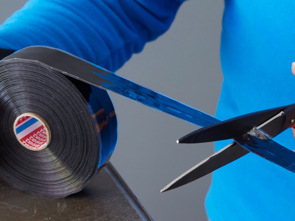 tesa 4600 self fusing silicone tape for heavy duty applications step1of6 ap
