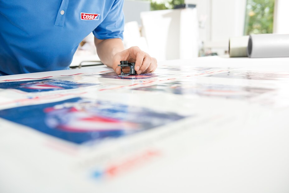 tesaprint® Plate Mounting with Film and Cloth Tapes tesaprint® plate mounting with film and cloth tapes