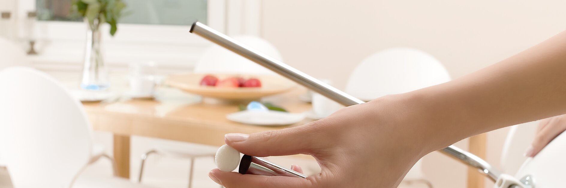 Anti-scratch felts protect floors against scratches from chairs, tables and other furniture