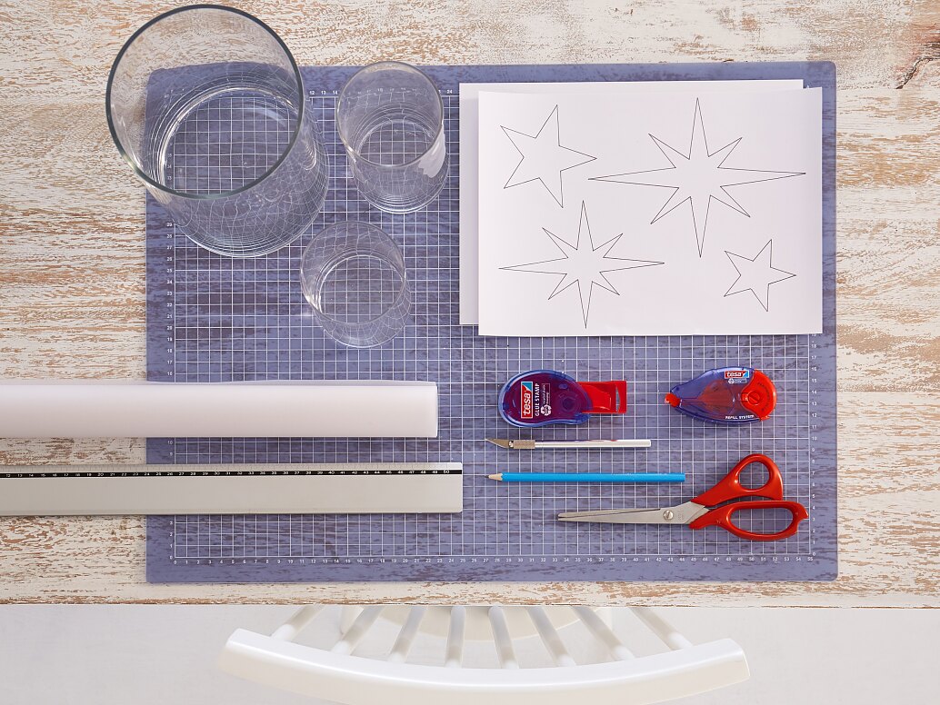 Materials needed for DIY candle holders with stars Overview of materials needed for DIY candle holders with stars
