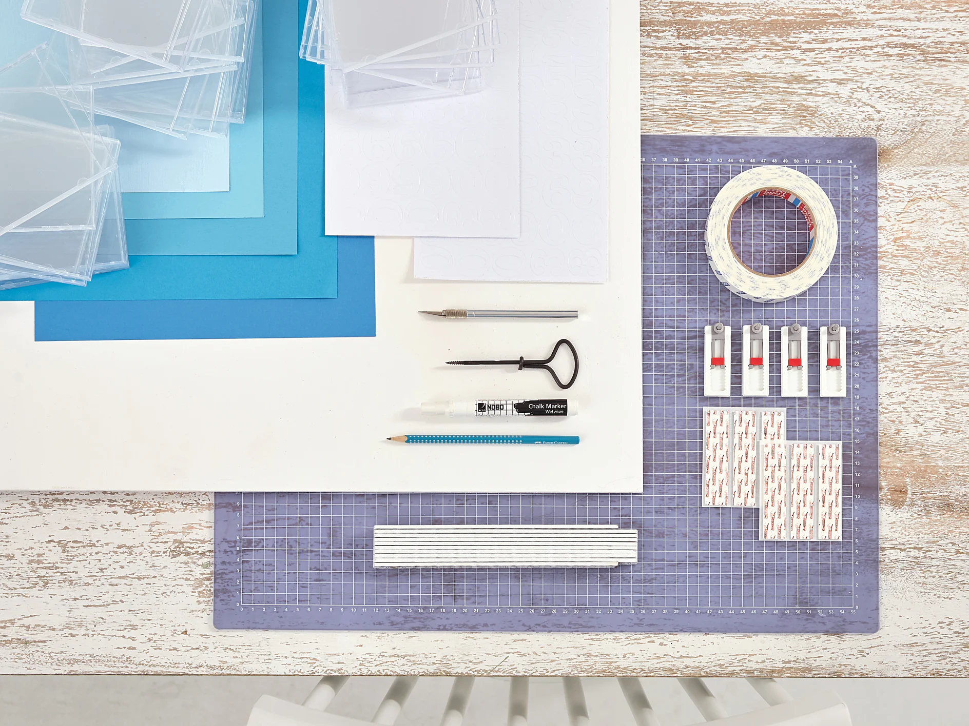 Materials needed for a DIY wall calendar Overview of materials needed for a DIY wall calendar