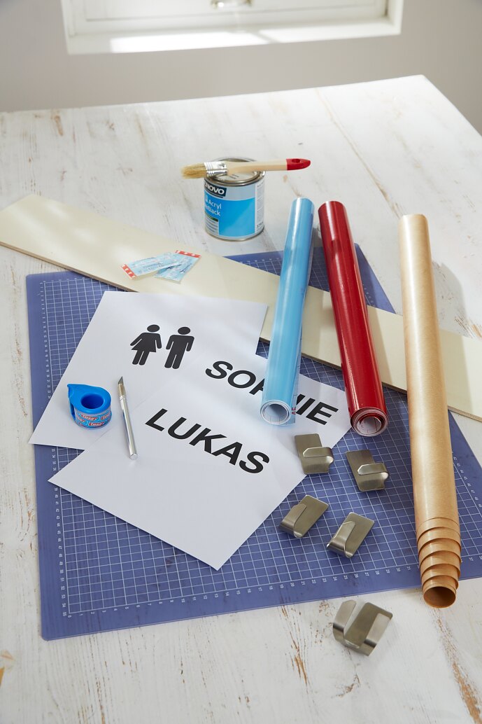 tesa trendpapier 5 / Idee 2: Hakenleiste / Schritt 1 DIY Bathroom Hook Rack / Step 1: Overview