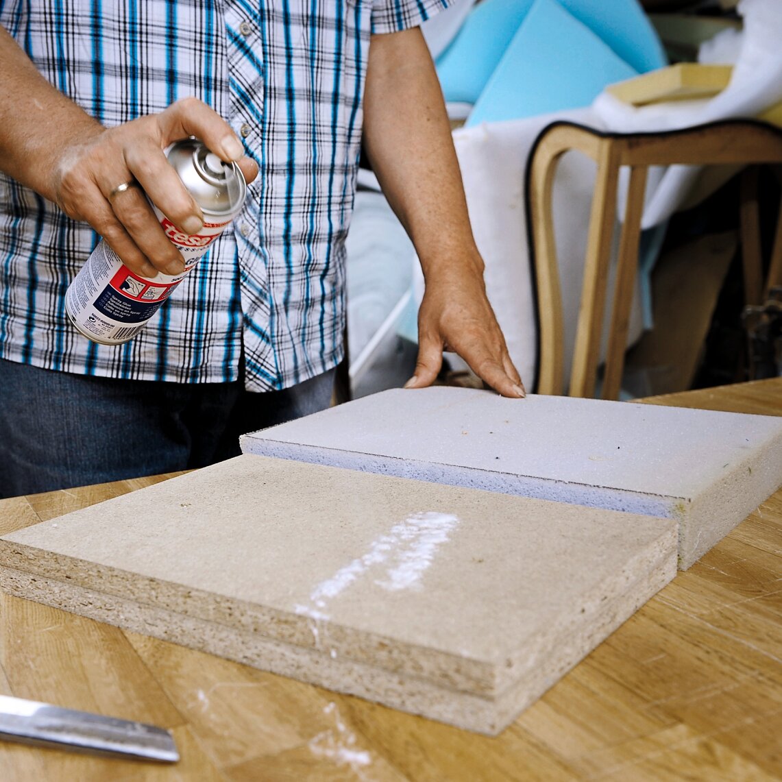 tesa_professional_mounting_spray_glues_extra_strong_60022_ap_001_fullsize tesa glue spray extra strong
