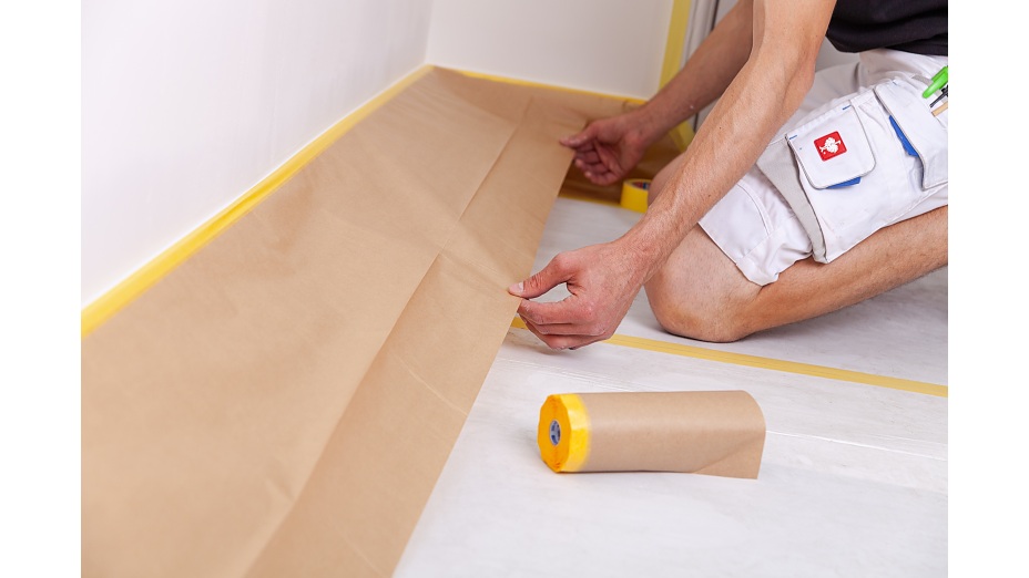 How to mask skirting boards and woodwork when spray painting